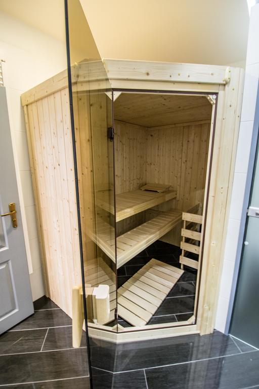 Brooklyn Sauna Apt By Ruterra Prag Dış mekan fotoğraf